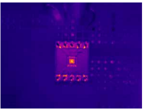 使用標(biāo)準(zhǔn)鏡頭拍攝的已通電電阻器的 圖像未能顯現(xiàn)出任何明顯異常。